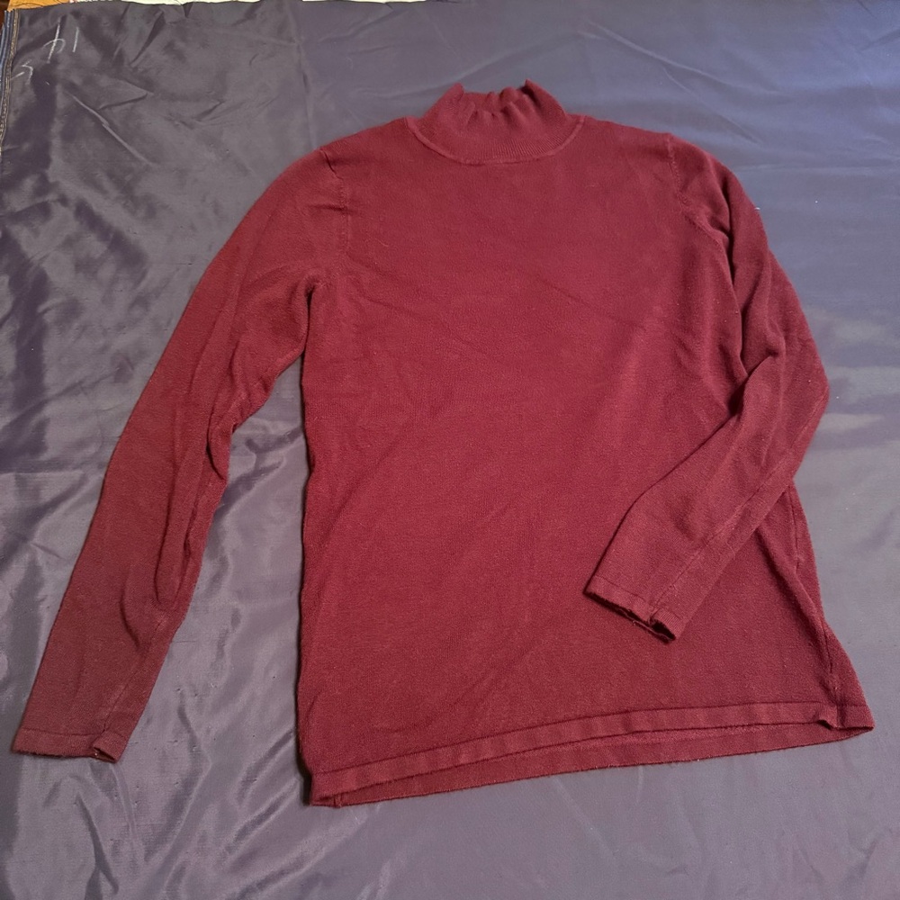 Philosophy Women’s Rich Burgundy Crewneck Sweater